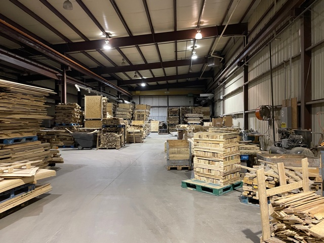 Reliable Pallet Disposal Services for Commercial and Industrial Waste Management Needs